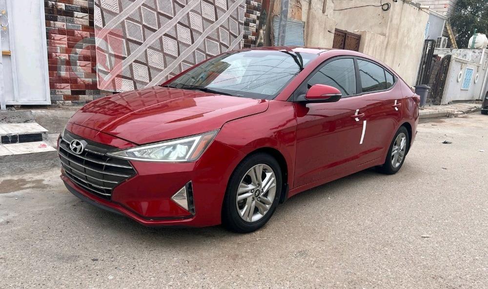 هیوندای ئەلەنترا